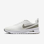 新品❗️エア マックス アクシス ウィメンズ　23.5㎝　ホワイト NIKE - ナイキ｜NIKE 23.5cm レディース エアマックス アクシス